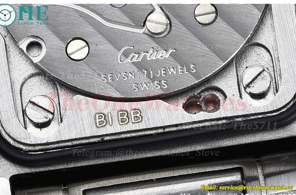 White Bezel Diamond Dial Quartz Must Bracelet K11F On SS Tank Small 0111